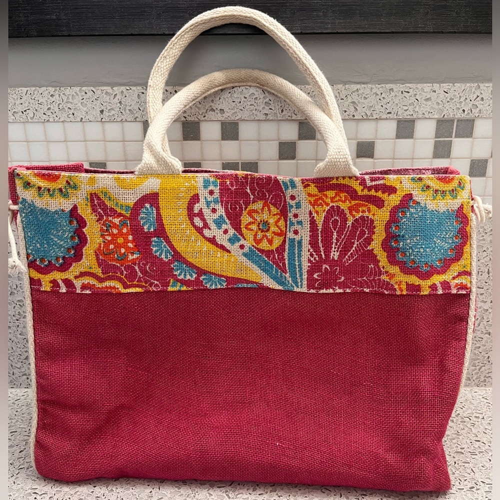 🩷3/$15 Pink Burlap Tote 17W x 12”H x 6.5” Width NWOT
